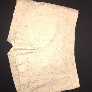 Great GO-TO shorts for dressy or casual outfit⭐️